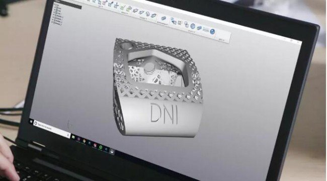 如何在3D打印軟、硬件有效協(xié)作下開(kāi)發(fā)脊柱植入物
